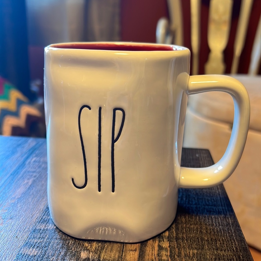 Rae Dunn Sip mug